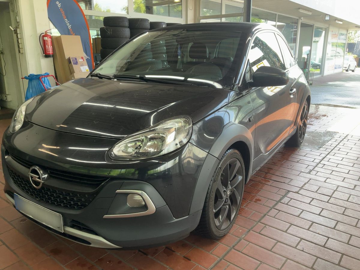 Opel Adam 2016