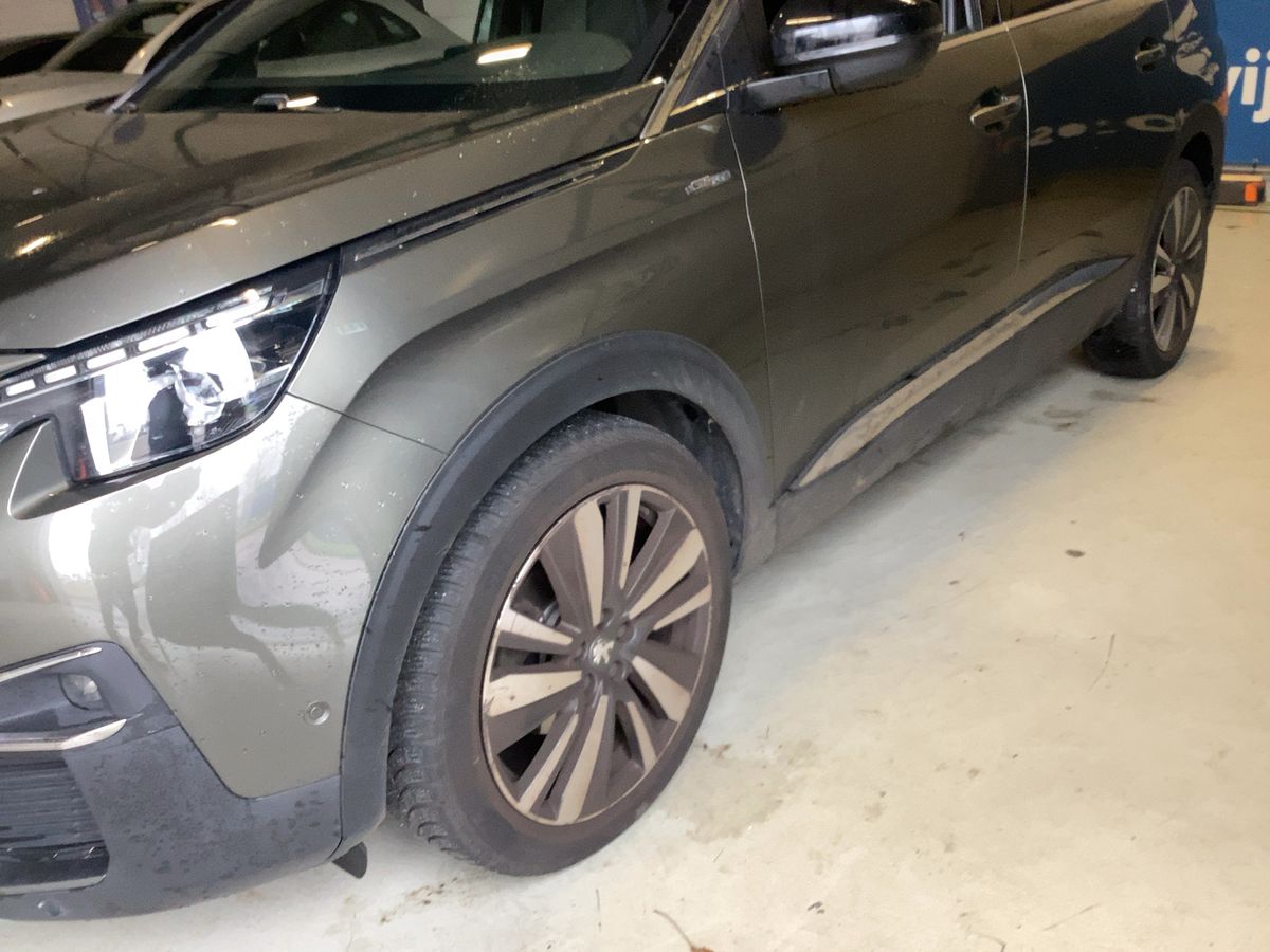 Peugeot 5008 d'occasion