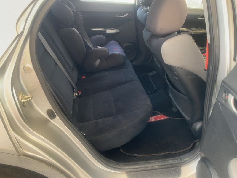 Honda Civic 2.2 CTDI Sport — zdjęcie 14
