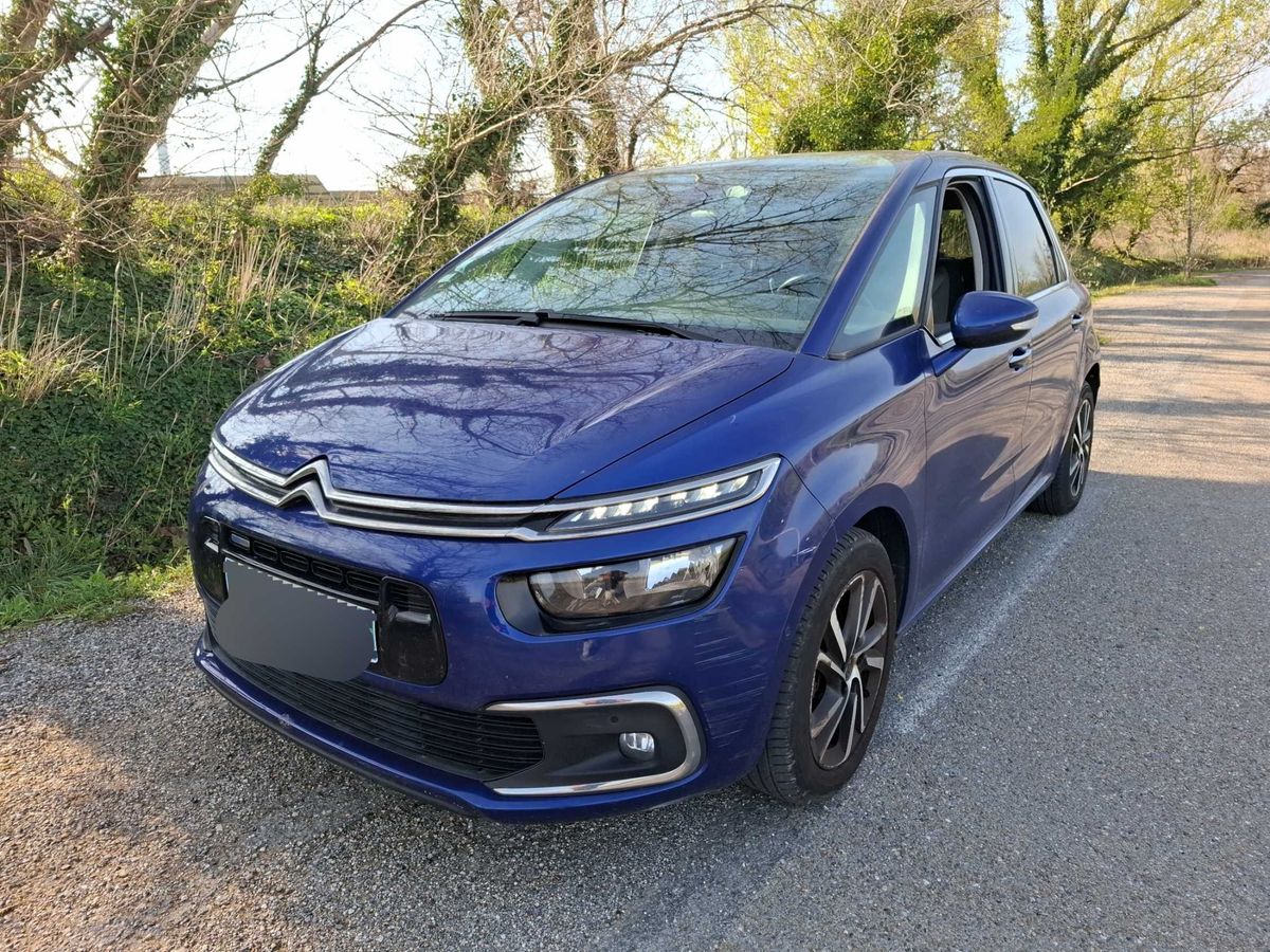 Citroen C4 2016 — photo 1