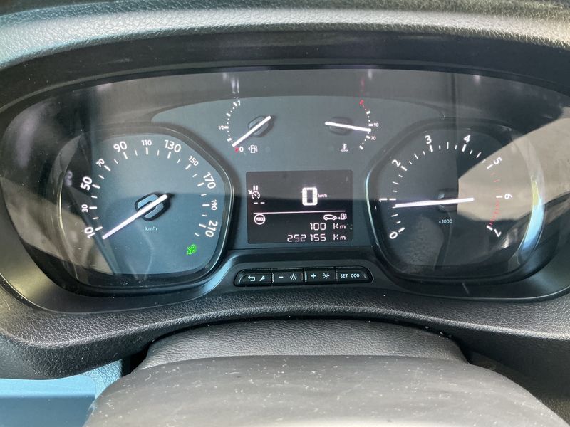 Peugeot Expert 2.0 Blue-HDi Asphalt L3 — zdjęcie 13