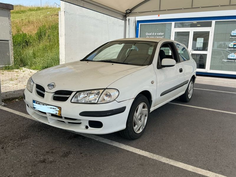 Nissan Almera