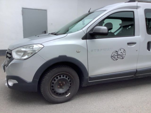 Dacia Dokker 1.5 dCi Diesel Stepway — zdjęcie 2