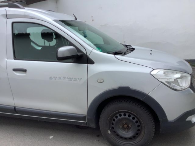 Dacia Dokker 1.5 dCi Diesel Stepway — zdjęcie 8