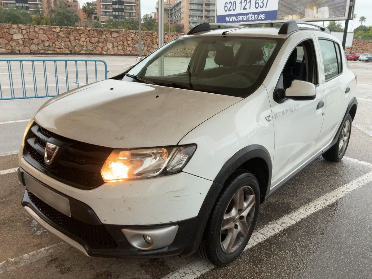 Dacia Sandero 2015