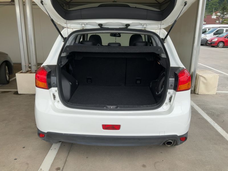 Mitsubishi ASX 2.2 DI-D Kaiteki 4WD — zdjęcie 10