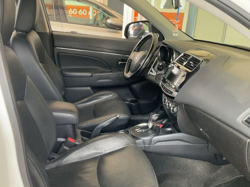 Mitsubishi ASX 2.2 DI-D Kaiteki 4WD — zdjęcie 11