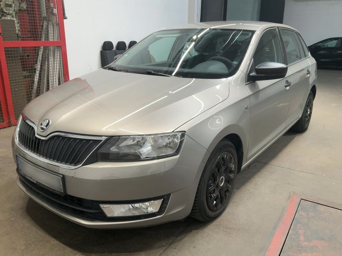 Skoda Rapid 2015