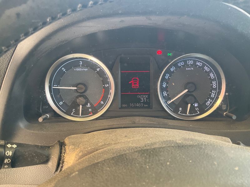 Toyota Auris 1.4 Turbodiesel Dynamic 2014 – снимка 18