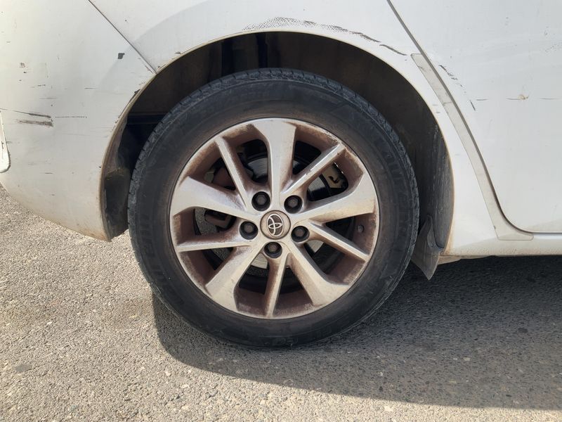 Toyota Auris 1.4 Turbodiesel Dynamic 2014 – снимка 9