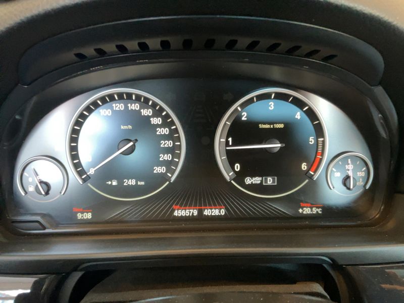 BMW 5er 520d — zdjęcie 13