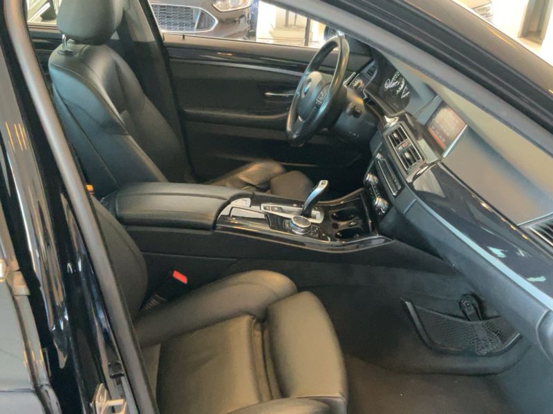 BMW 5er 520d — zdjęcie 11