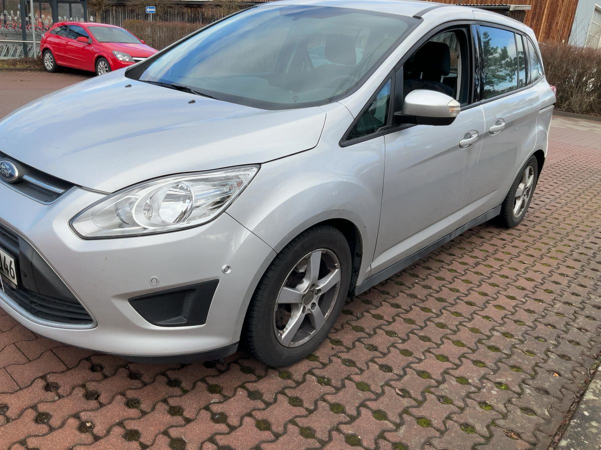 Ford Grand d'occasion