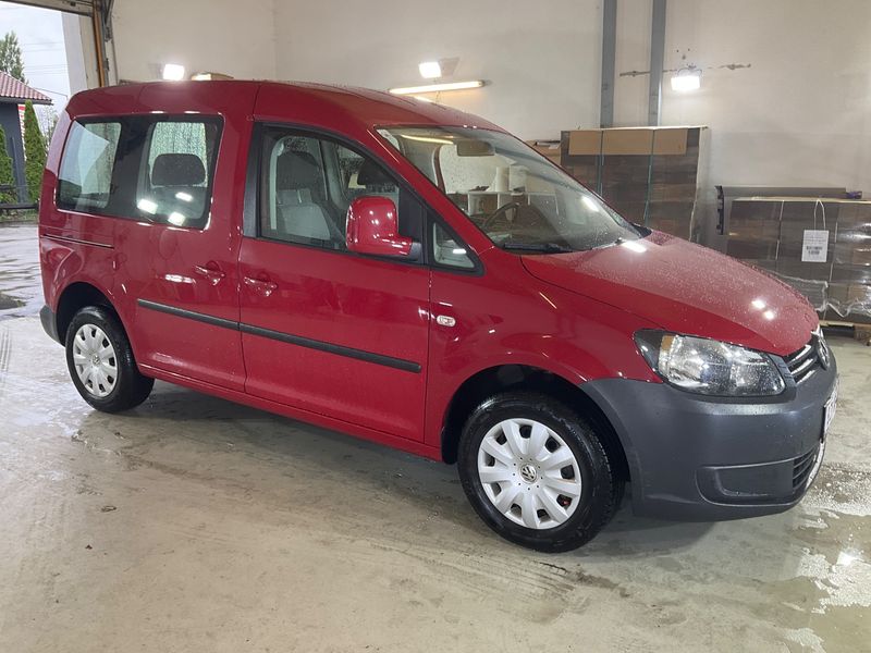 Volkswagen Caddy 1.6 TDI Trendline BlueMotion Tech — zdjęcie 8