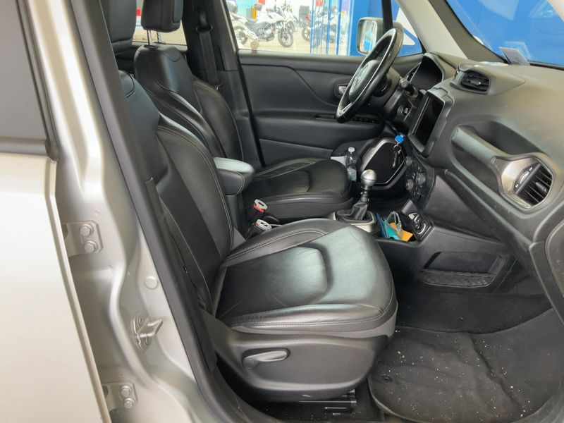 Jeep Renegade 1.6 M-Jet Limited FWD 2018 – снимка 16