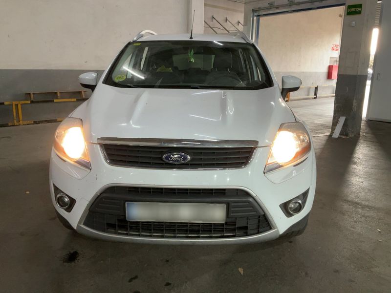 Ford Kuga 2.0 TDCi Trend 2009 – снимка 14