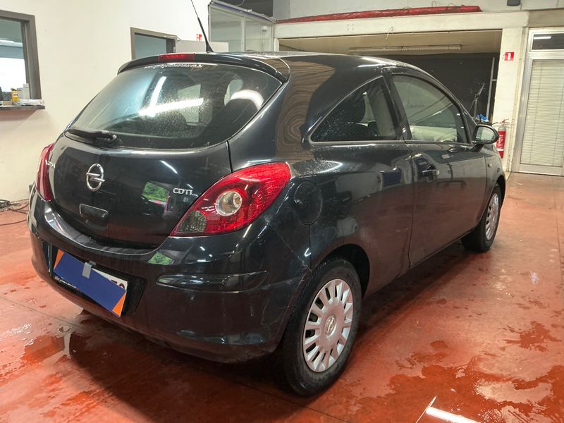 Opel Corsa 1.3 CDTI Edition — zdjęcie 2