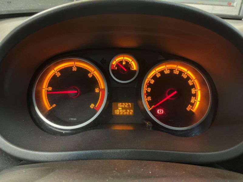 Opel Corsa 1.3 CDTI Edition — zdjęcie 4