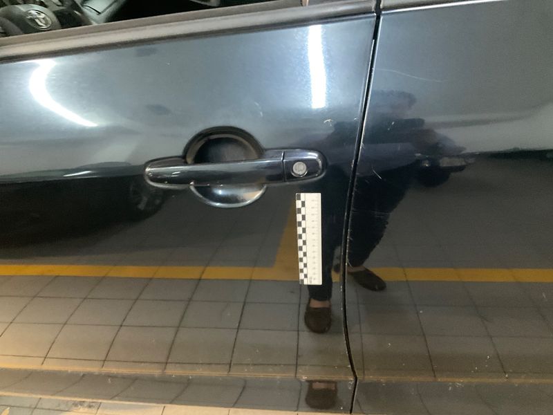 Toyota RAV 4 2.2 D-4D 2011 – снимка 31