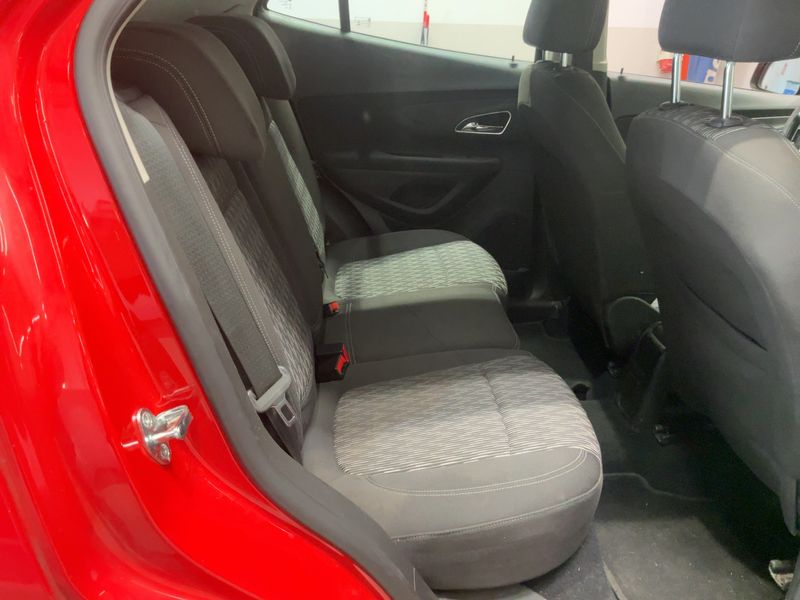 Opel Mokka 1.4 Turbo Edition ecoFlex — zdjęcie 14