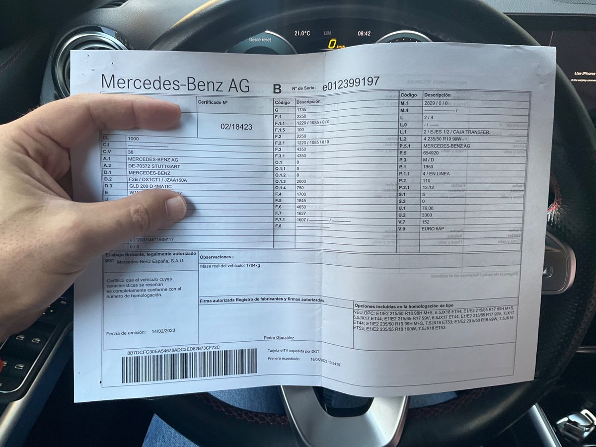 Mercedes-Benz GLB-Klasse GLB 200 d 4Matic AMG Line