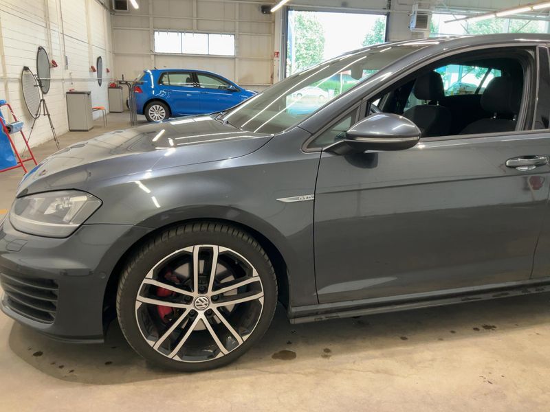 Volkswagen Golf VII 2.0 TDI GTD BlueMotion Tech — zdjęcie 2
