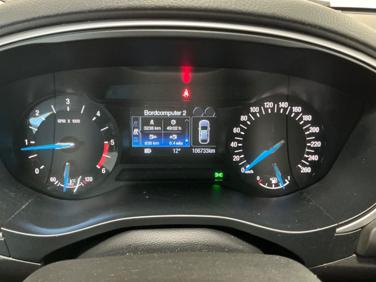 Ford Mondeo 2020 — photo 19