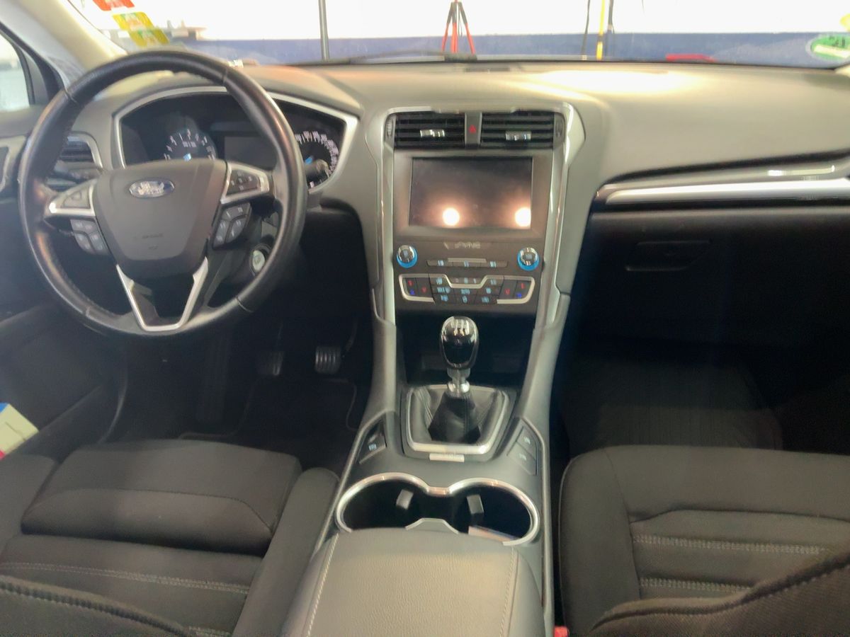 Ford Mondeo 2020 — photo 18