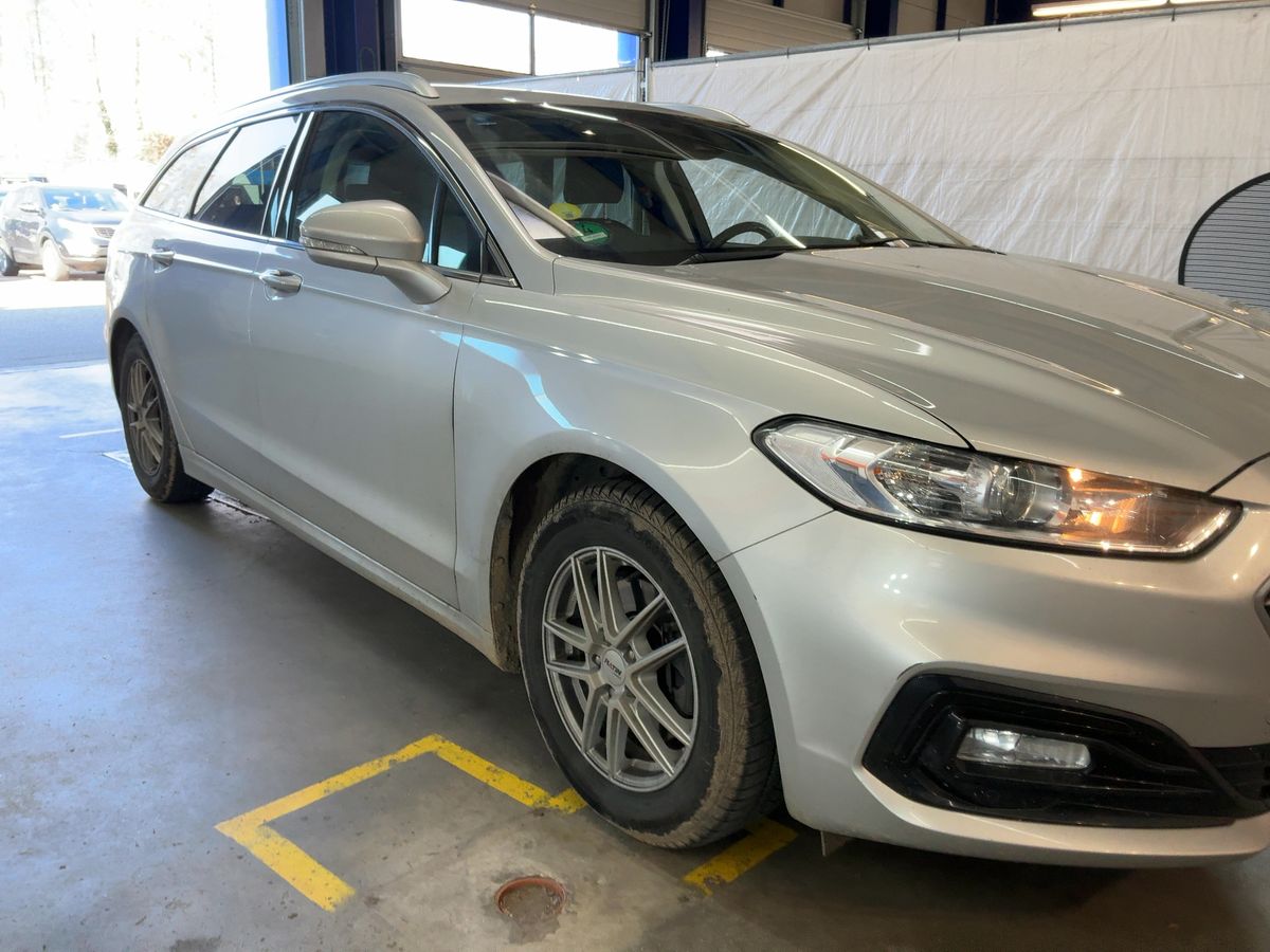 Ford Mondeo 2020 — photo 13