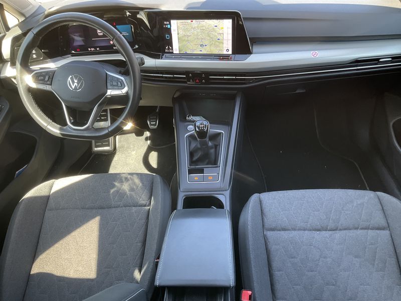 Volkswagen Golf VIII 1.5 TSI ACT Move — zdjęcie 11