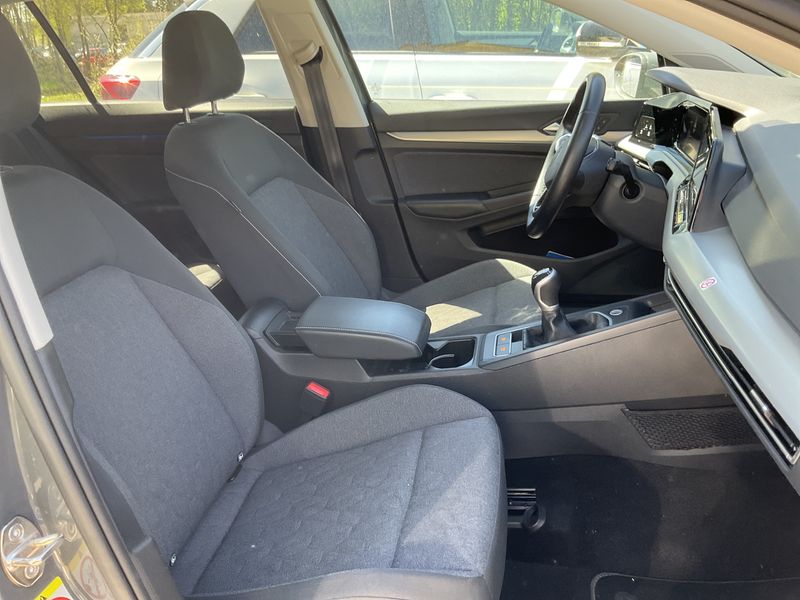 Volkswagen Golf VIII 1.5 TSI ACT Move — zdjęcie 10