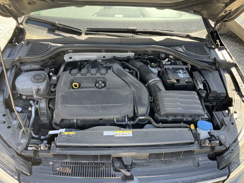 Volkswagen Golf VIII 1.5 TSI ACT Move — zdjęcie 8