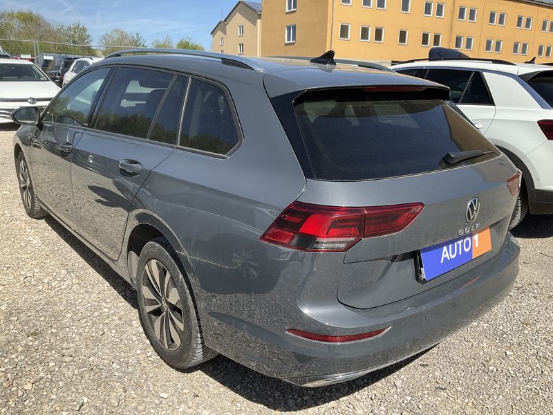 Volkswagen Golf VIII 1.5 TSI ACT Move — zdjęcie 3