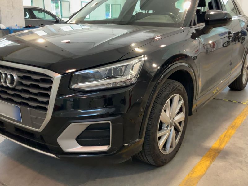 Audi Q2 1.6 TDI Sport edition — zdjęcie 2