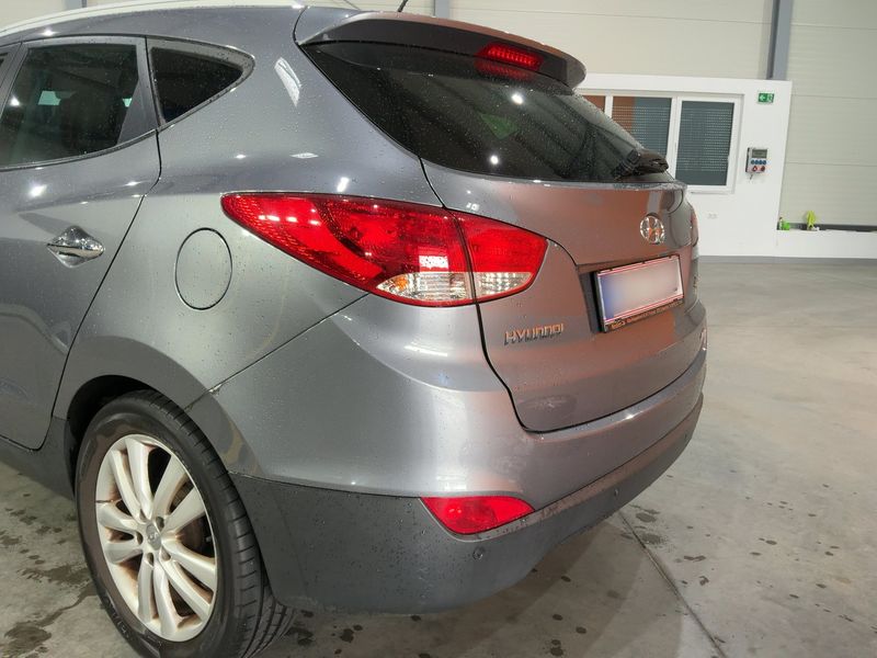 Hyundai ix35 2.0 CRDi Premium AWD — zdjęcie 3