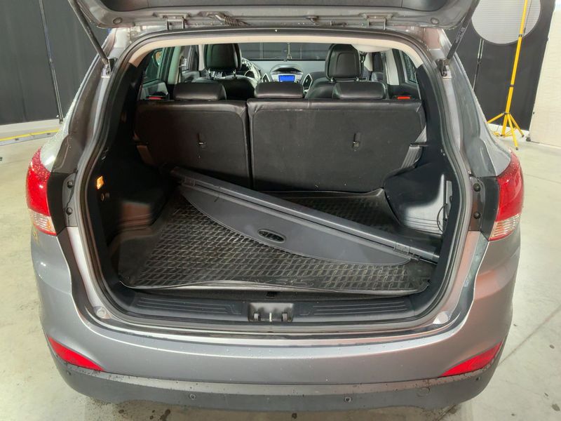 Hyundai ix35 2.0 CRDi Premium AWD — zdjęcie 10