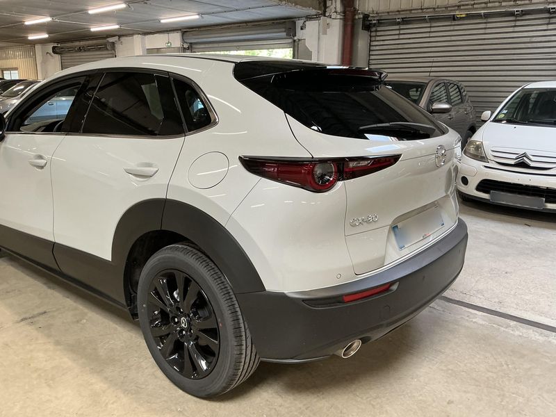Mazda CX-30 2.0 e-Skyactiv-X Mild-Hybrid Homura 2WD — zdjęcie 3