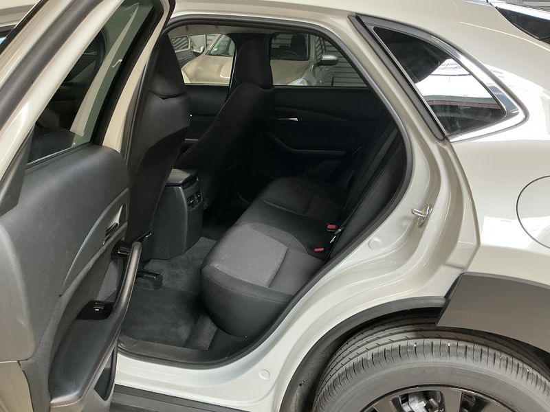 Mazda CX-30 2.0 e-Skyactiv-X Mild-Hybrid Homura 2WD — zdjęcie 14
