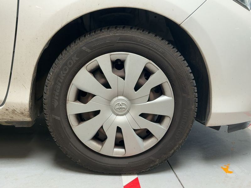 Toyota Yaris 1.5 Hybrid France 2016 – снимка 11