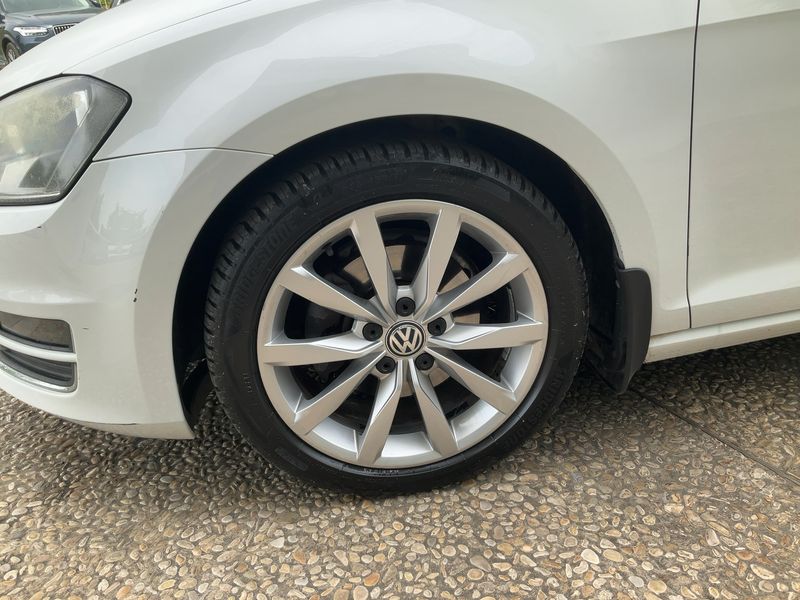 Volkswagen Golf VII 2.0 TDI Highline BlueMotion Tech 2013 – снимка 3