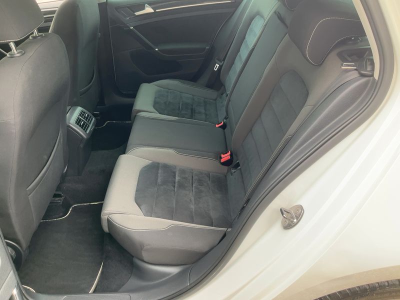 Volkswagen Golf VII 2.0 TDI Highline BlueMotion Tech 2013 – снимка 19