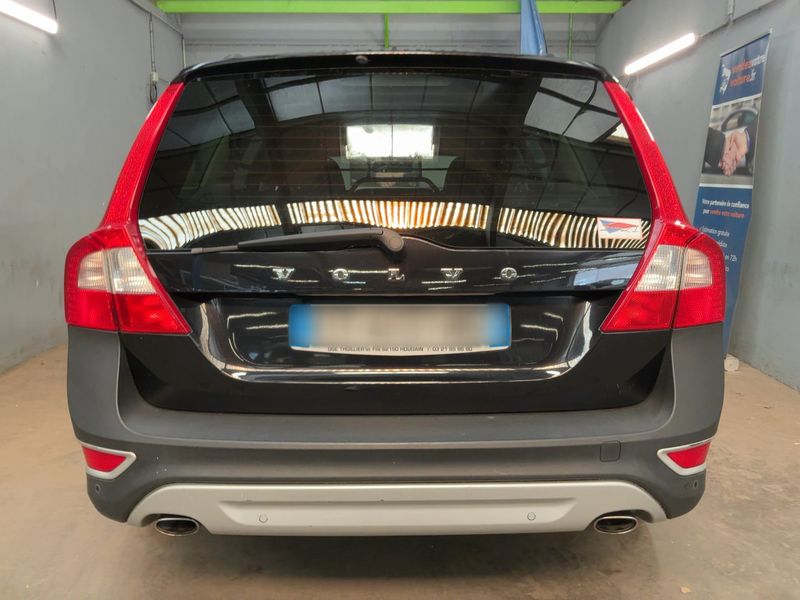 Volvo XC70 2.4 D4 Momentum AWD — zdjęcie 5