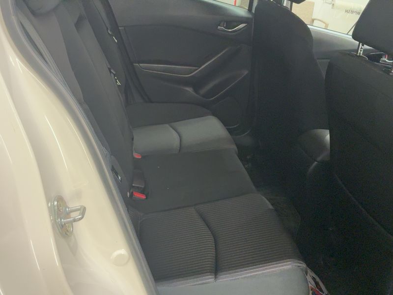 Mazda 3 2.0 Urban Limited 2016 – снимка 19