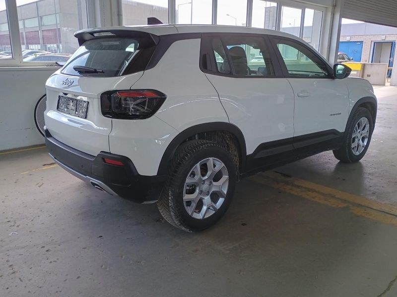 Jeep Avenger 1.2 T-GDI Altitude — zdjęcie 3