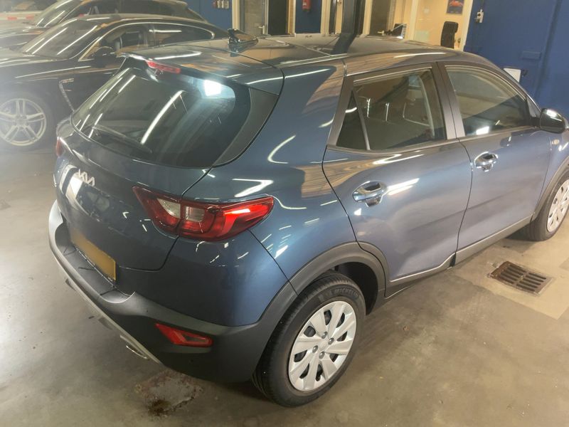 Kia Stonic 1.0 TGDI Spirit — zdjęcie 6