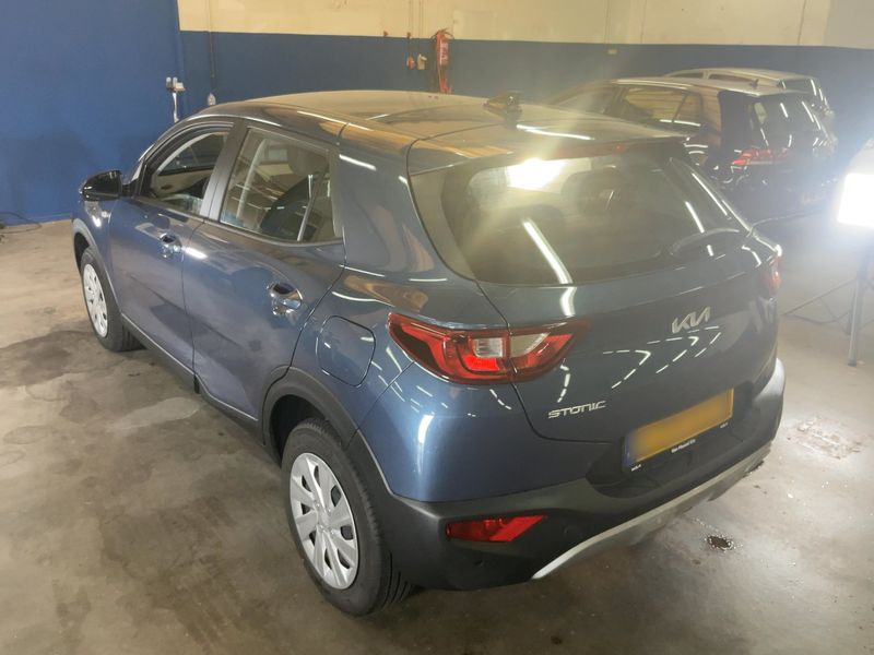 Kia Stonic 1.0 TGDI Spirit — zdjęcie 3