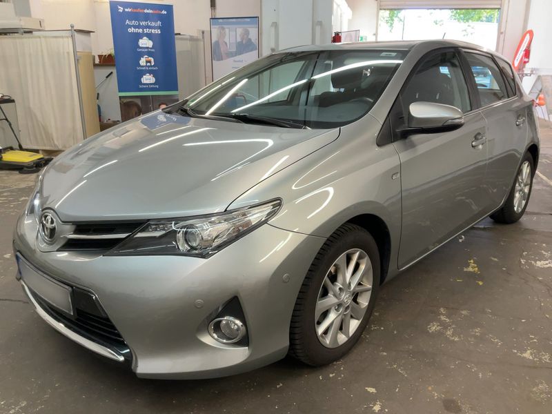 Toyota Auris 1.6 Executive
