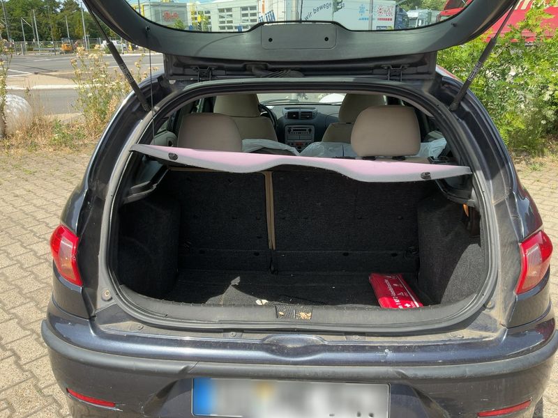 Alfa Romeo Alfa 147 1.6 T.Spark Distinctive — zdjęcie 10