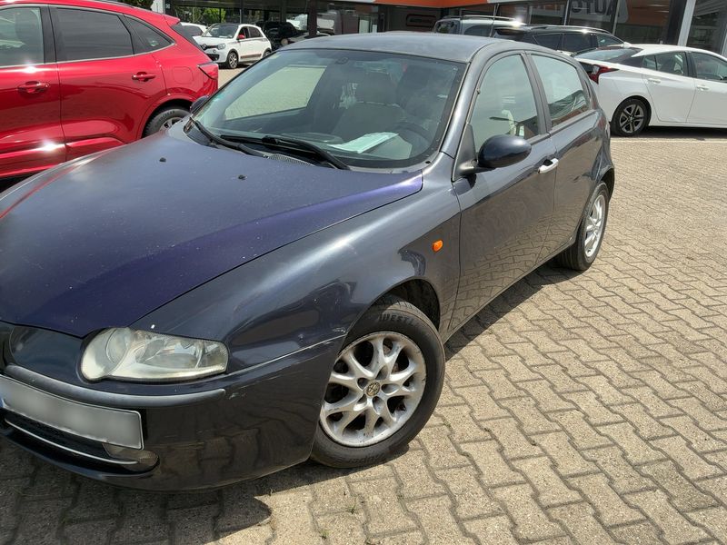 Alfa Romeo Alfa 147 1.6 T.Spark Distinctive