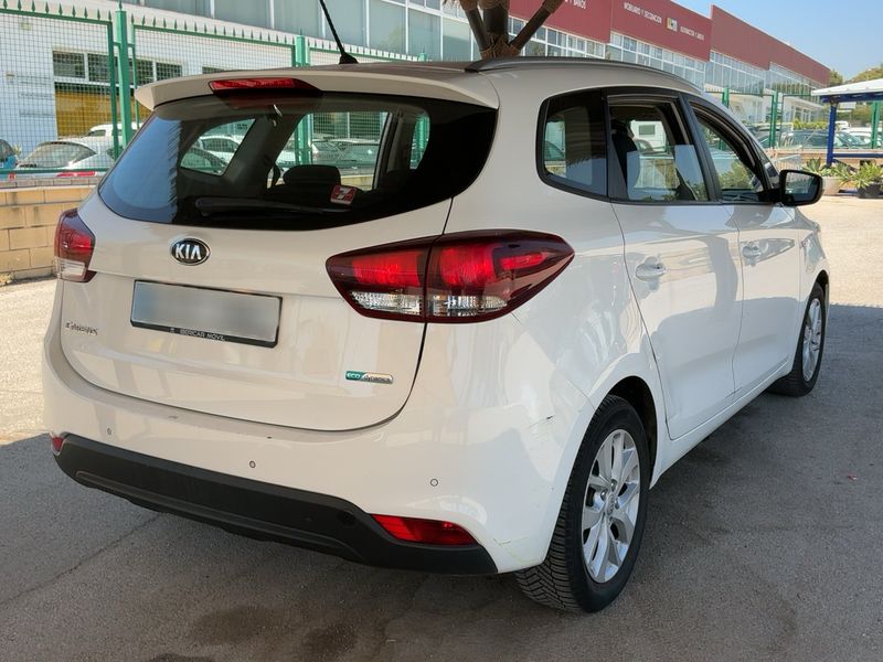Kia Carens 1.7 CRDi Concept — zdjęcie 6